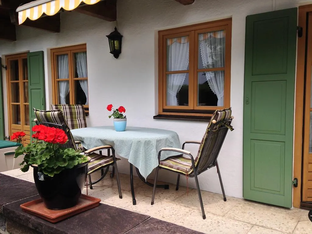 Apartment Almroeserl Mittenwald